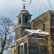 Церковь в Людково (~1996). Фото: А.Карпов